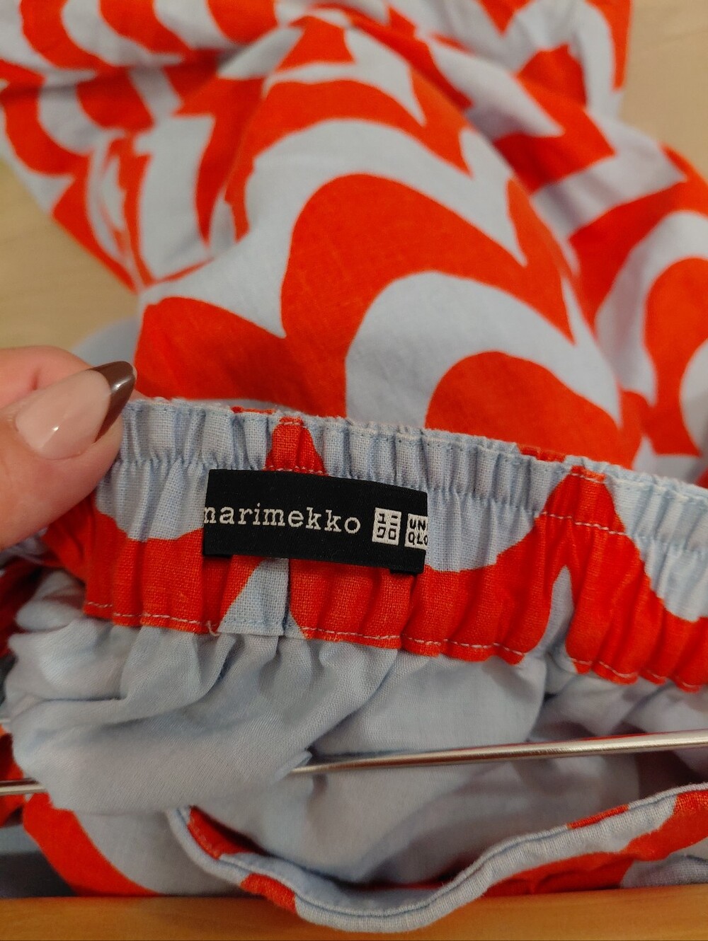Marimekko Uniqlo Red and Light Blue Wave Print Midi Skirt